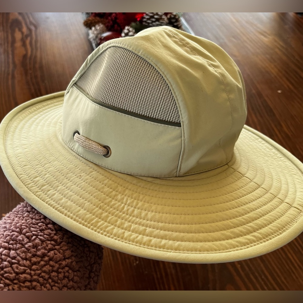 Tilley Endurables AIRFLO LTM7 Brim Hat Beige